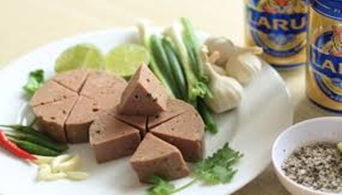 Tự chế món thạch sữa chua thanh long lung linh sắc màu